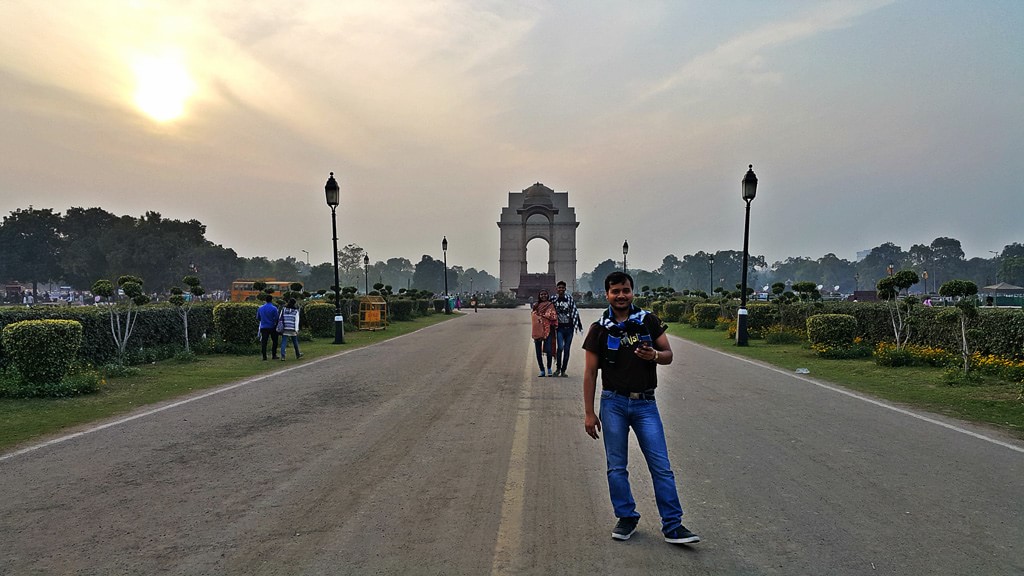 Saunik at India Gate