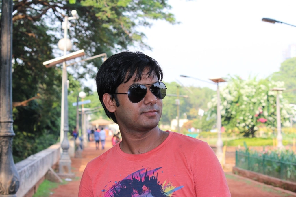 Vivek in Hanging Garden
