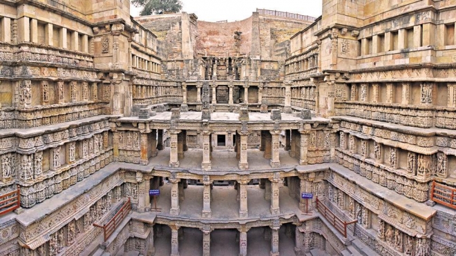 rani-ki-vav-coveringindia