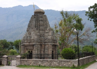 Basheshwar Mahadev Temple